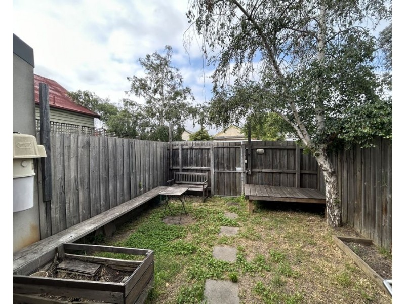 2/138 Albert Street, Brunswick VIC 3056