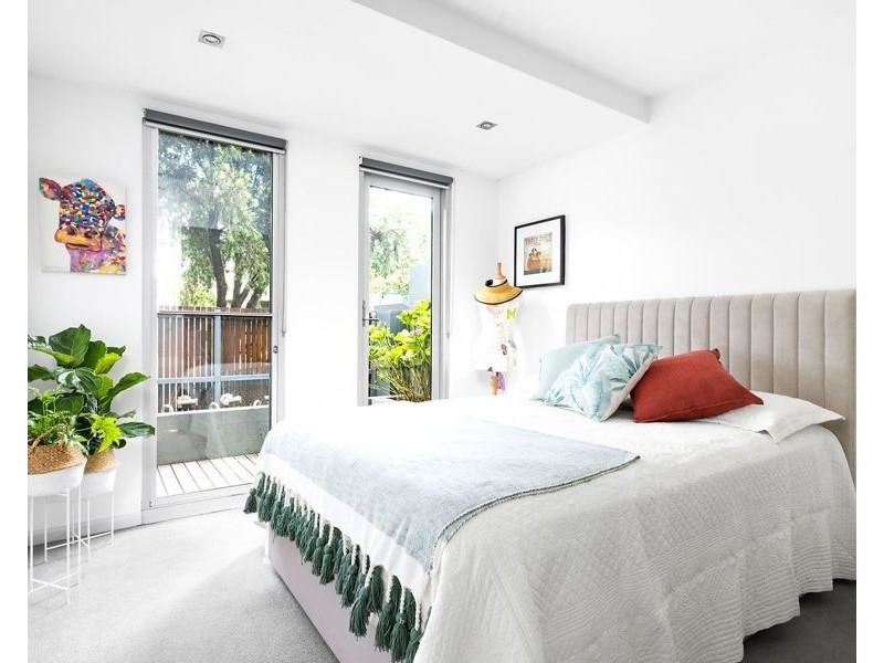 2/199 Barkly Street, Brunswick VIC 3056
