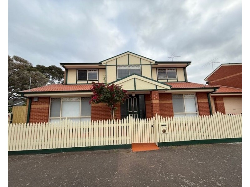 1/2 Hamilton Street, Brunswick West VIC 3055