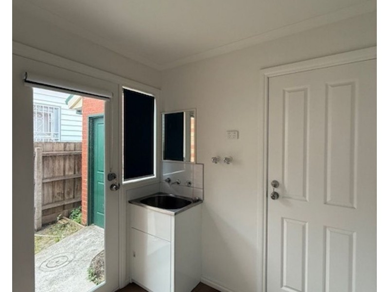 1/2 Hamilton Street, Brunswick West VIC 3055