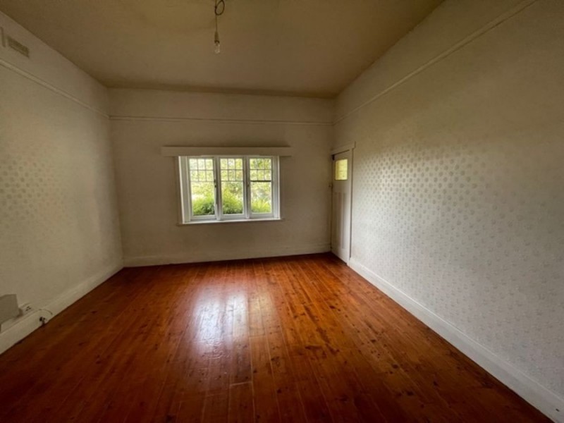 7 Larnoo Avenue, Brunswick West VIC 3055