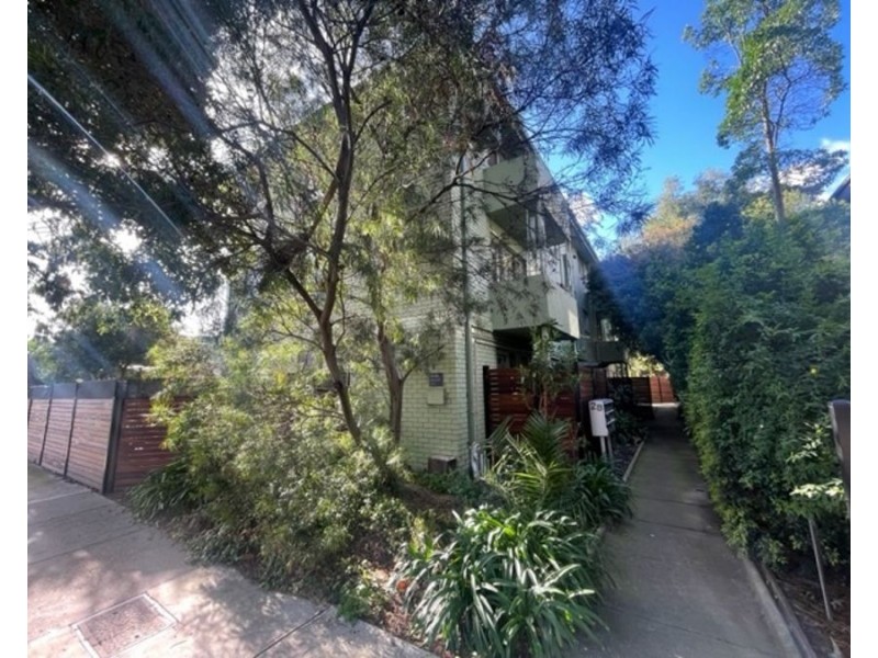 6/2B Loyola Avenue, Brunswick VIC 3056