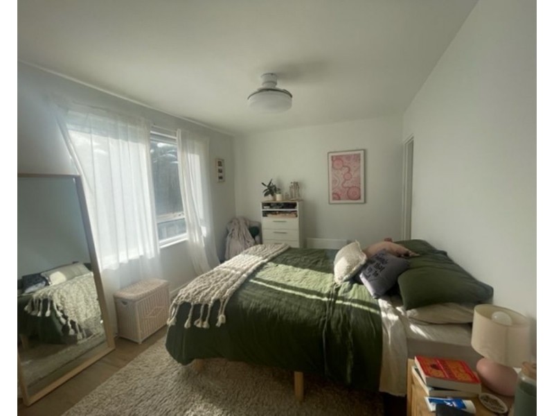 6/2B Loyola Avenue, Brunswick VIC 3056