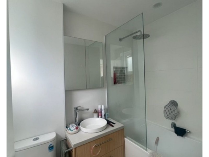 6/2B Loyola Avenue, Brunswick VIC 3056