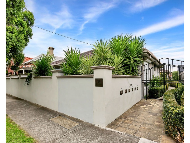 2/26 Mitchell Street, Brunswick VIC 3056