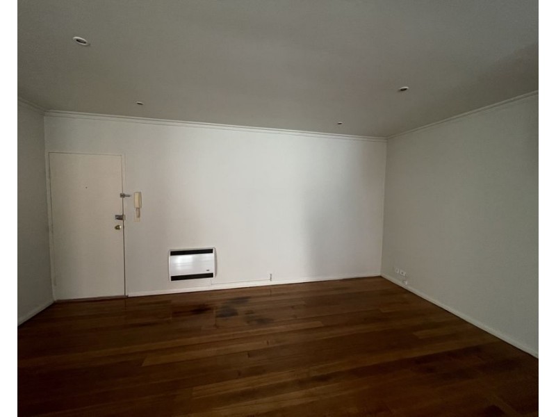 2/26 Mitchell Street, Brunswick VIC 3056