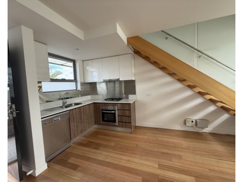 9/82 Blyth Street, Brunswick VIC 3056