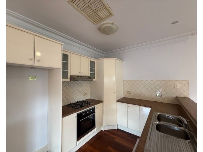 9 Hennessy Street, Brunswick VIC 3056