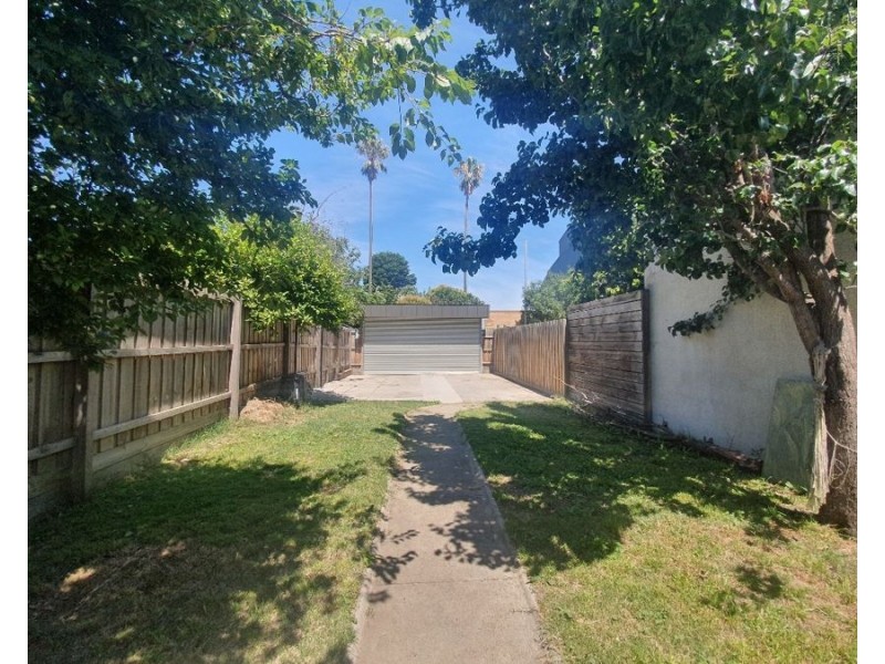 196 Barkly Street, Brunswick VIC 3056