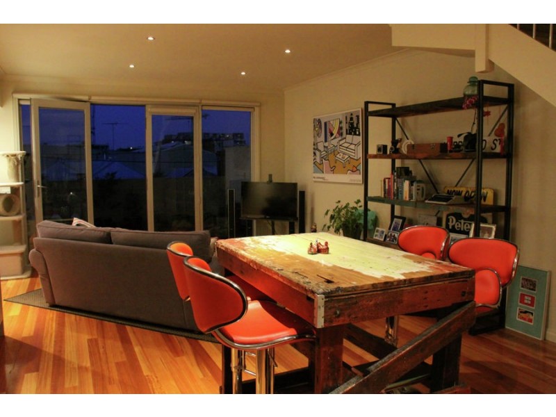 2/11-13 Merrifield Street, Brunswick VIC 3056