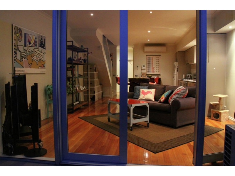 2/11-13 Merrifield Street, Brunswick VIC 3056