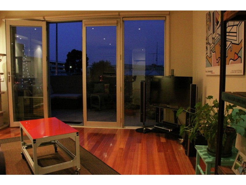 2/11-13 Merrifield Street, Brunswick VIC 3056