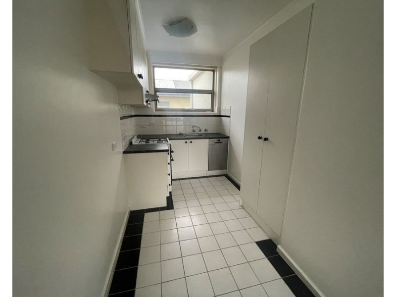 3/13 Clarendon Street, Coburg VIC 3058