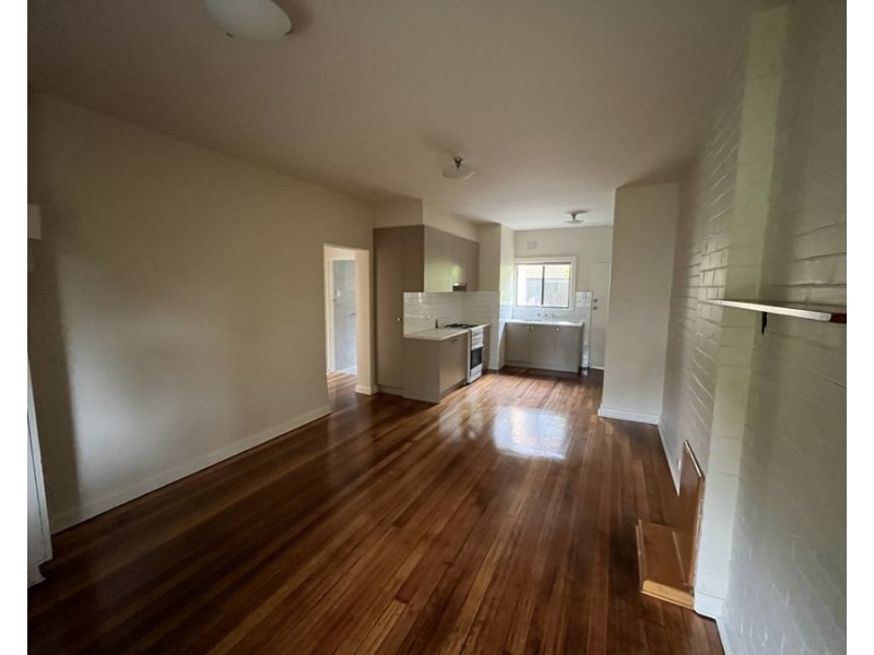 2/96A Stewart Street, Brunswick VIC 3056