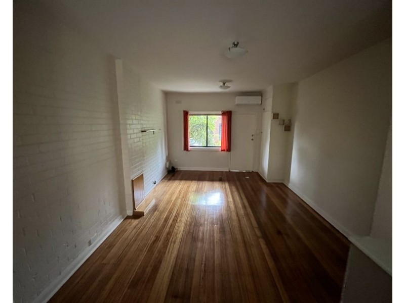 2/96A Stewart Street, Brunswick VIC 3056