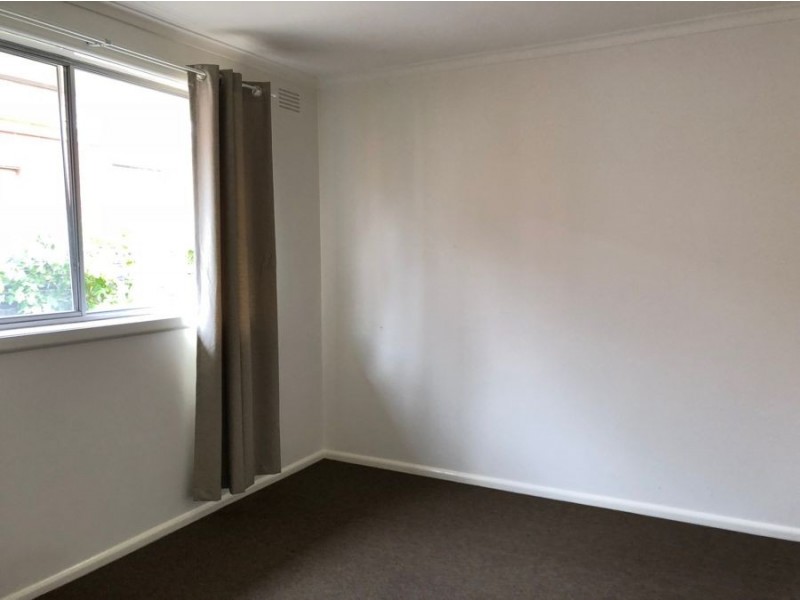 2/64 Decarle Street, Brunswick VIC 3056