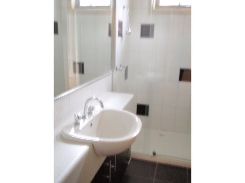 3/8 Millward Street, Brunswick VIC 3056