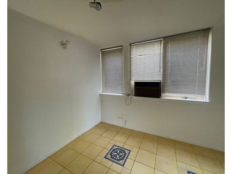 1/831 Park Street, Brunswick VIC 3056