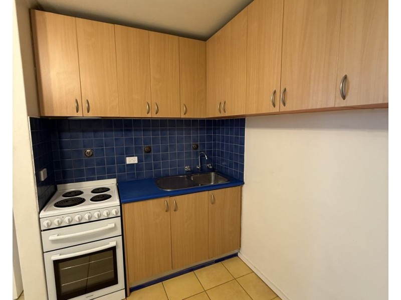 1/831 Park Street, Brunswick VIC 3056