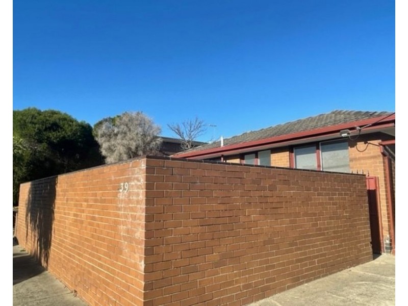 1/39 Saunders Street, Coburg VIC 3058