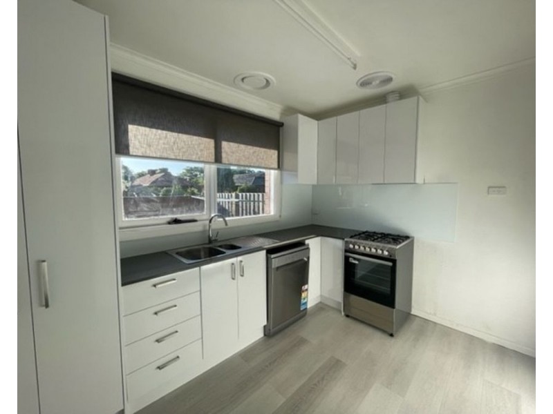 1/39 Saunders Street, Coburg VIC 3058