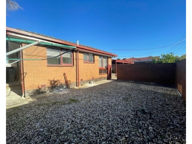 1/39 Saunders Street, Coburg VIC 3058