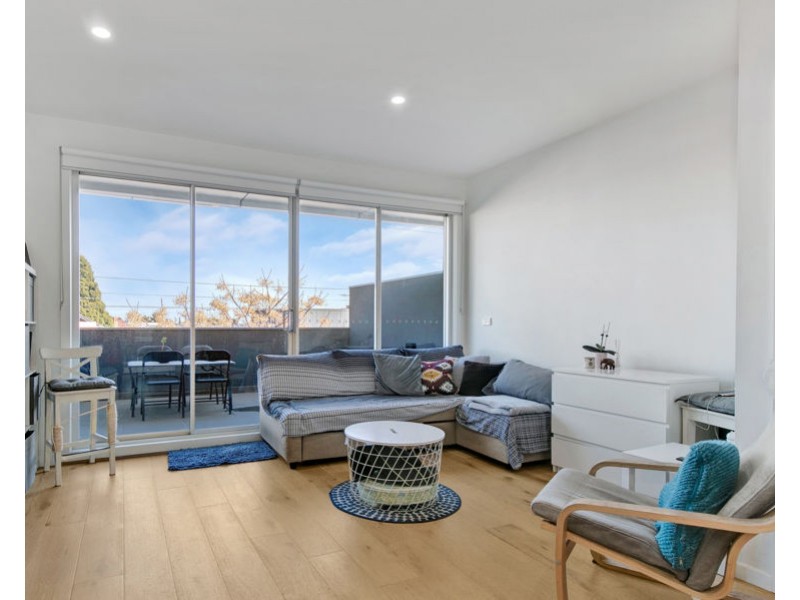2/222 Keilor Road, Essendon VIC 3040