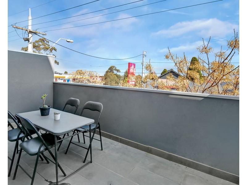 2/222 Keilor Road, Essendon VIC 3040
