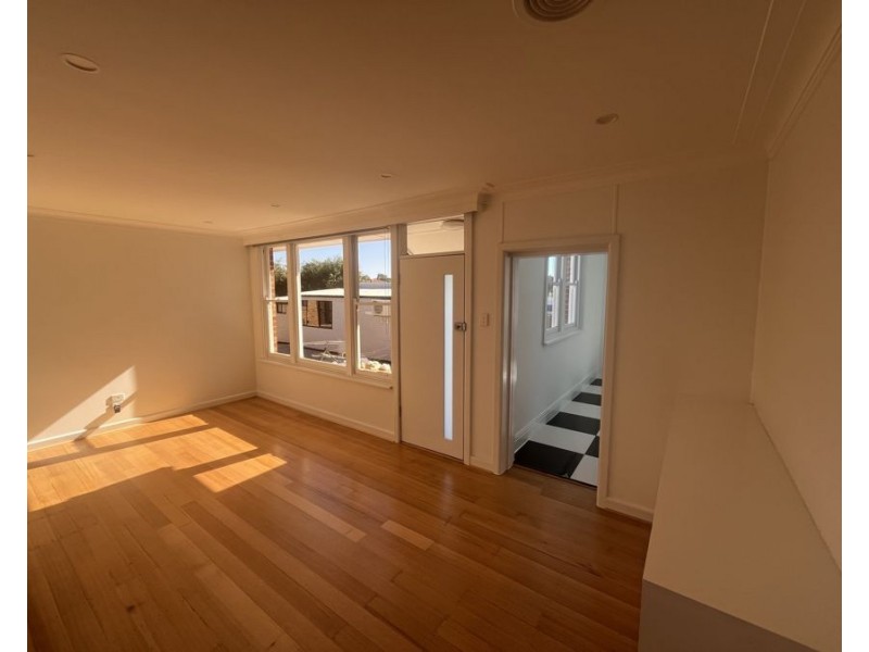 1/130 Glen Iris Road, Glen Iris VIC 3146