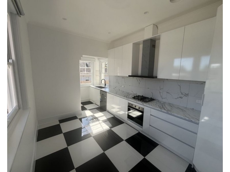 1/130 Glen Iris Road, Glen Iris VIC 3146