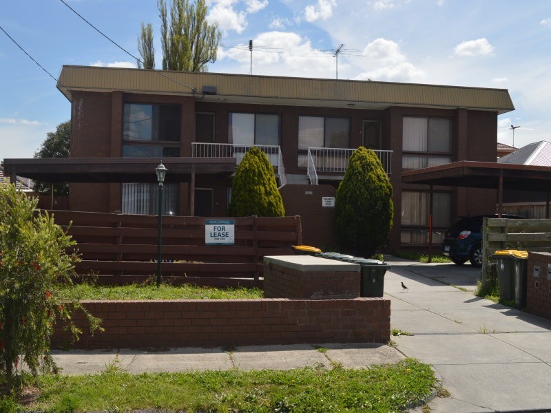 4/17 Saunders Street, Coburg VIC 3058