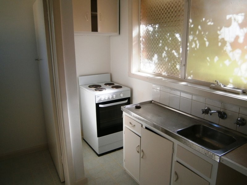 2/41 Broadmeadows Road, Tullamarine VIC 3043