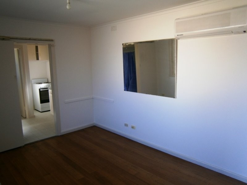 2/41 Broadmeadows Road, Tullamarine VIC 3043