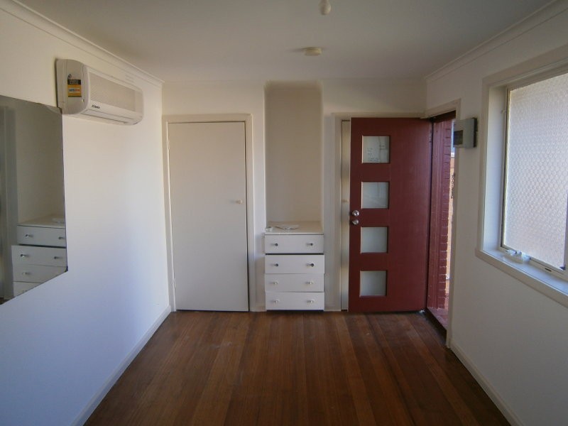 2/41 Broadmeadows Road, Tullamarine VIC 3043