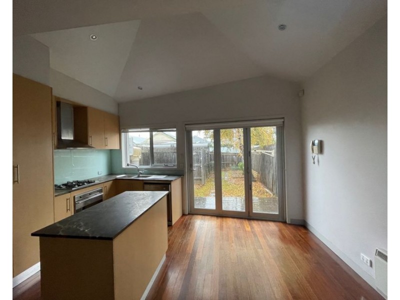 4/138 Albert Street, Brunswick VIC 3056