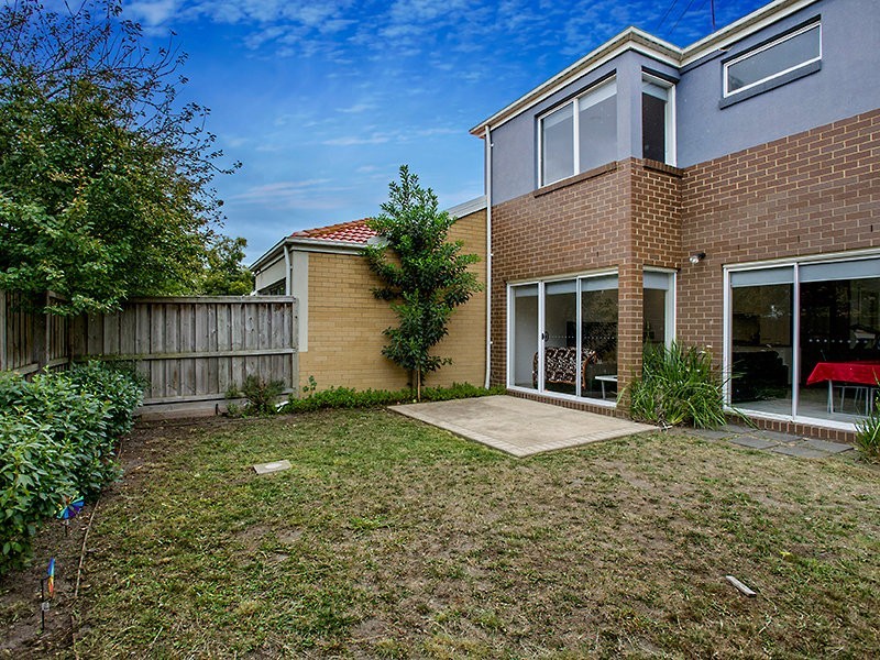 4 Brentwood Place, Roxburgh Park VIC 3064