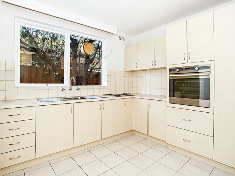 2/39 Davies Street, Brunswick VIC 3056