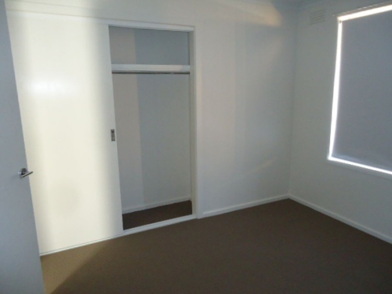 14 Katrina Drive, Gladstone Park VIC 3043