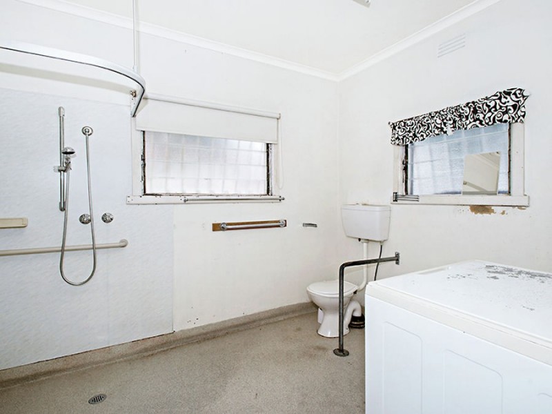 20 Barrow Street, Coburg VIC 3058