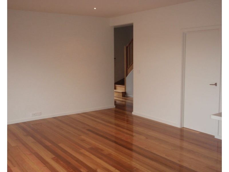 1/57 Shamrock Street, Brunswick VIC 3056