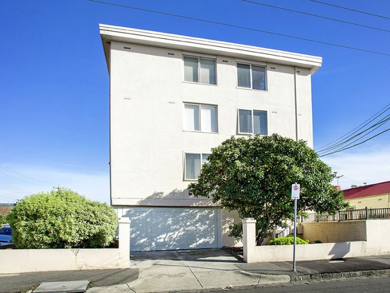 9/15 De Carle Street, Brunswick VIC 3056