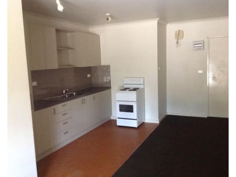 3/15-17 DeCarle Street, Coburg VIC 3058