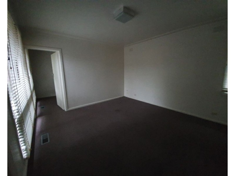 2/39 Saunders Street, Coburg VIC 3058