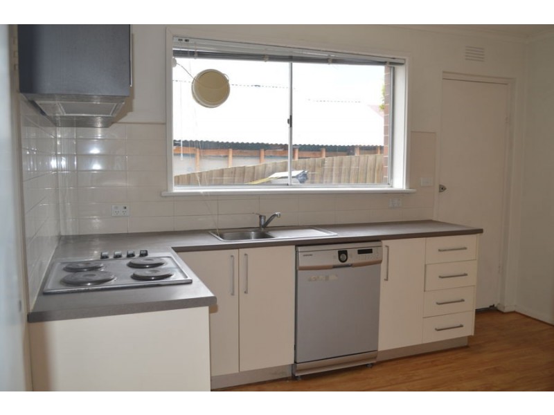 4/393 Moreland Road, Coburg VIC 3058
