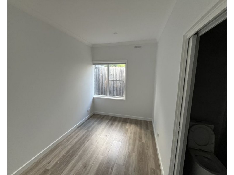 2/130 Glen Iris Road, Glen Iris VIC 3146