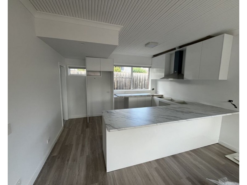 2/130 Glen Iris Road, Glen Iris VIC 3146