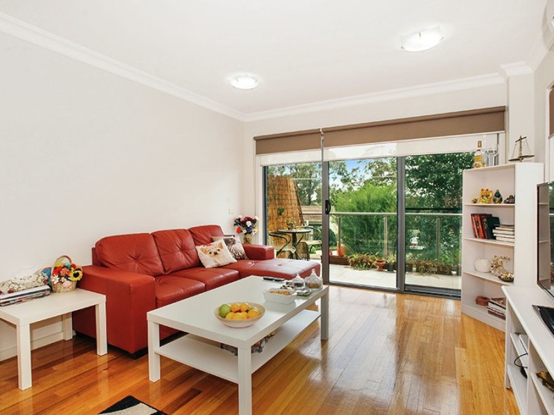 4/11 Church Street, Mitcham VIC 3132