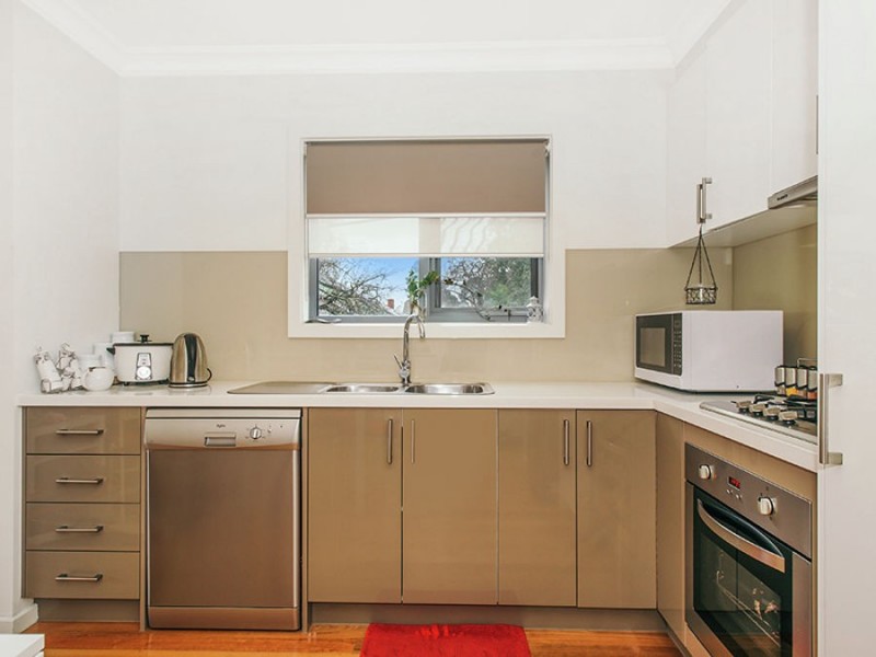 4/11 Church Street, Mitcham VIC 3132