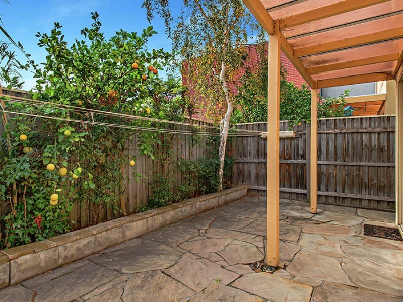 2/123 Brunswick Road, Brunswick VIC 3056