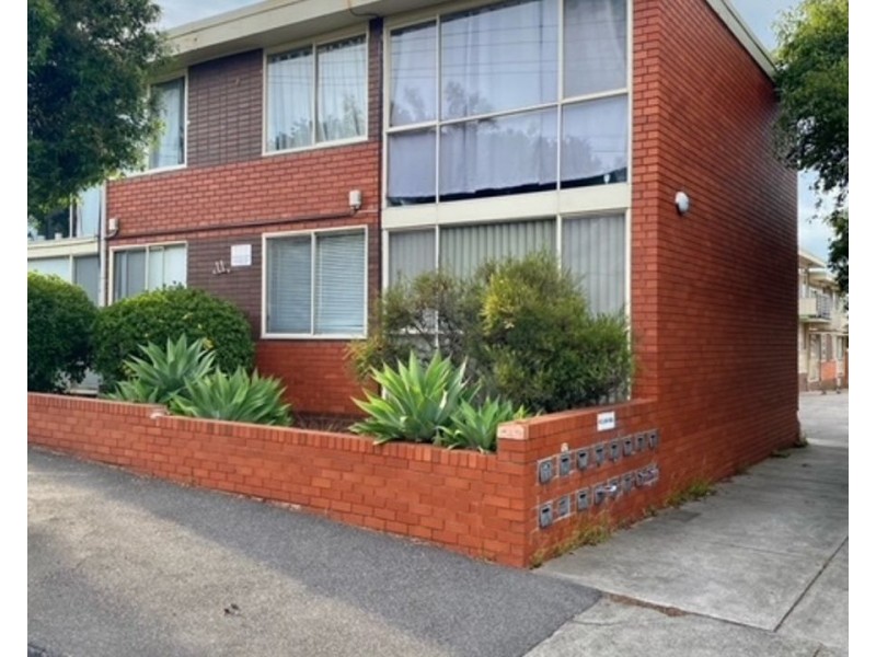 15/11 Passfield Street, Brunswick West VIC 3055